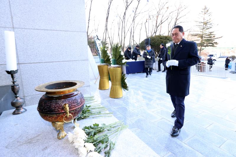 2026년 새해 현충탑 참배_7