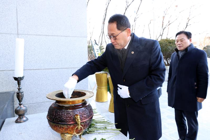 2026년 새해 현충탑 참배_10