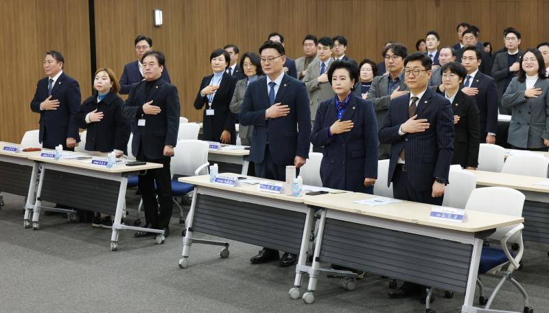 경기도의회 더불어민주당 의원총회_4