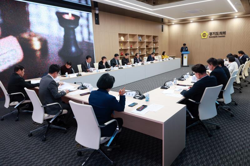 의장단,교섭단체대표,상임위원장단 정담회_4