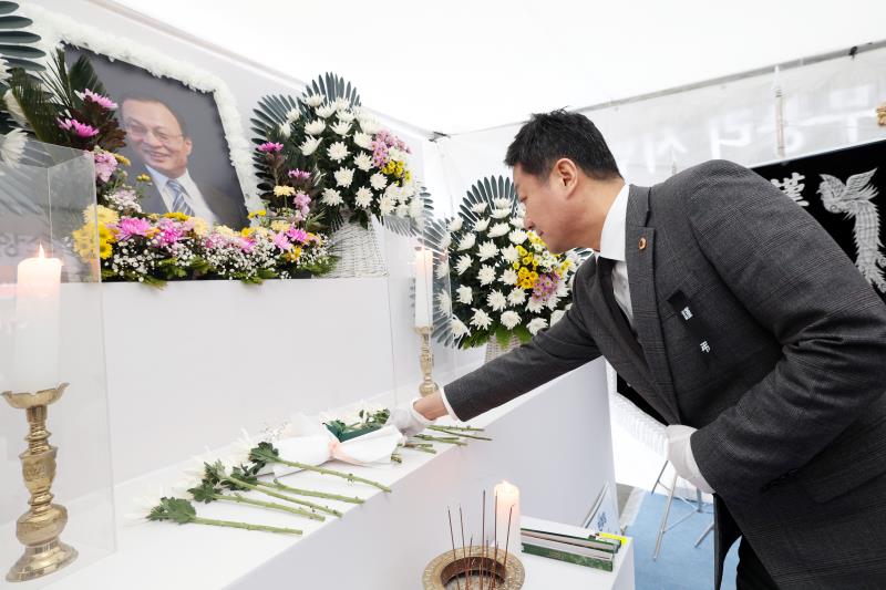 故 이해찬 전 국무총리 분향 및 조문_8