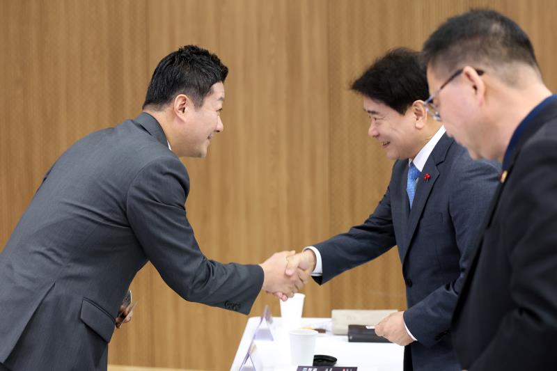 지방의회법 제정 및 지방의회 발전방안 모색을 위한 기획 학술세미나 개회식_5