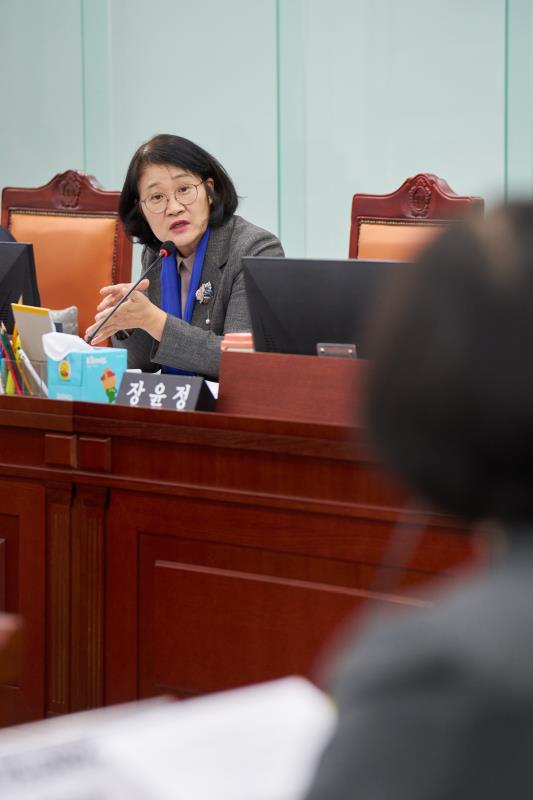 교육기획위원회 교육연구원 사장 후보자 인사청문회 사진 3