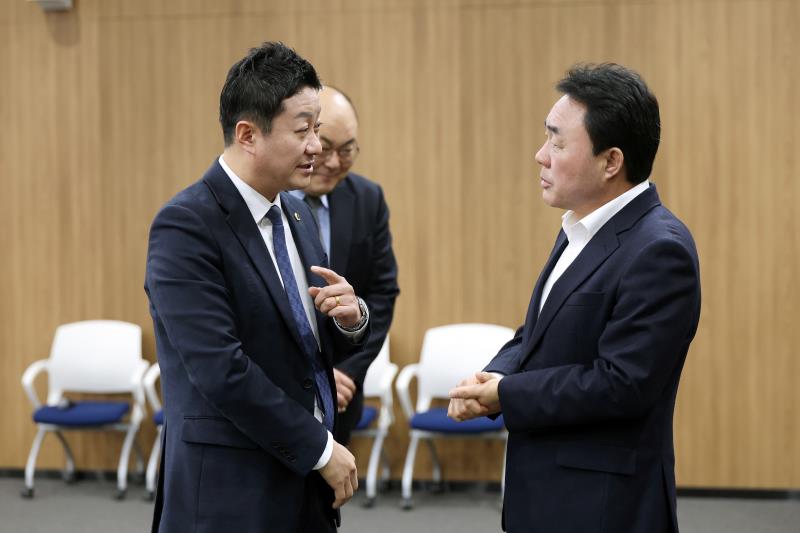 경기도의회 더불어민주당 의원총회_3