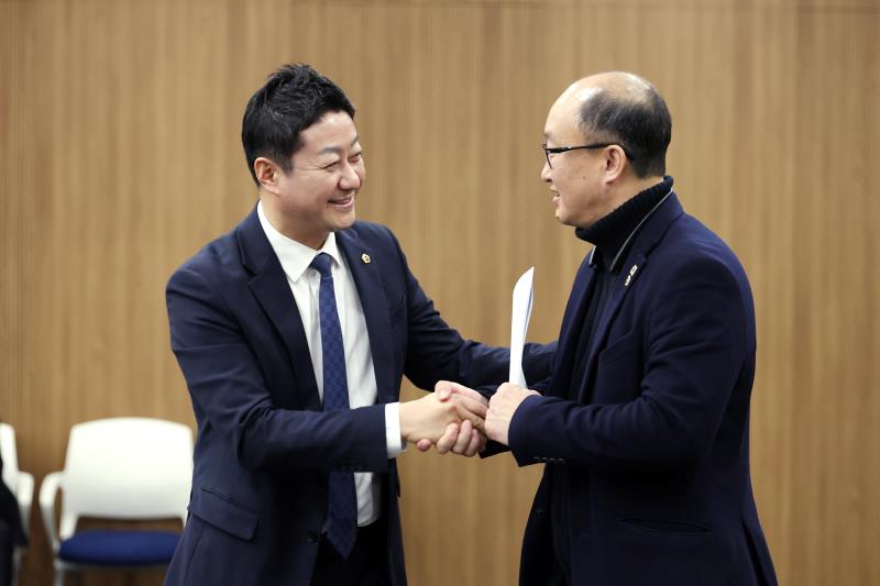 경기도의회 더불어민주당 의원총회_5