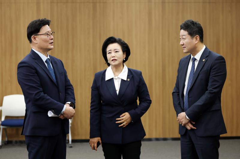 경기도의회 더불어민주당 의원총회_9