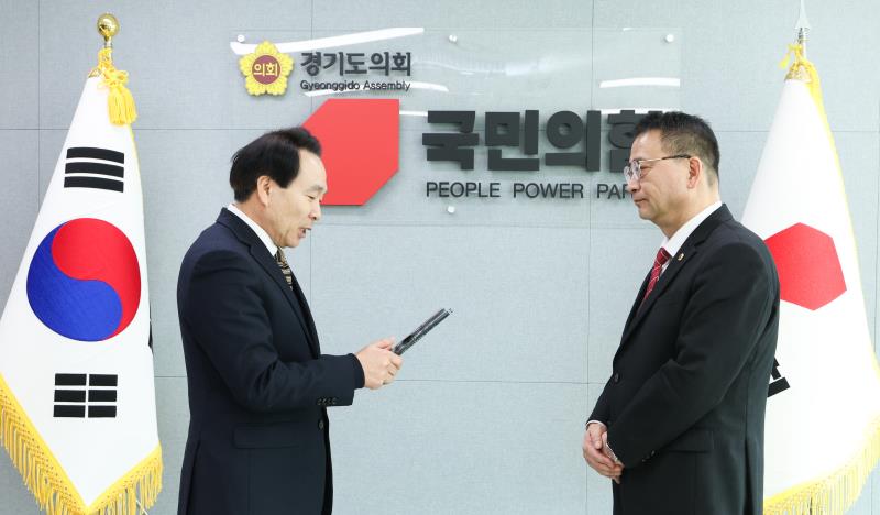 국민의힘 백현종 대표 노인복지관련 감사패 수여_3