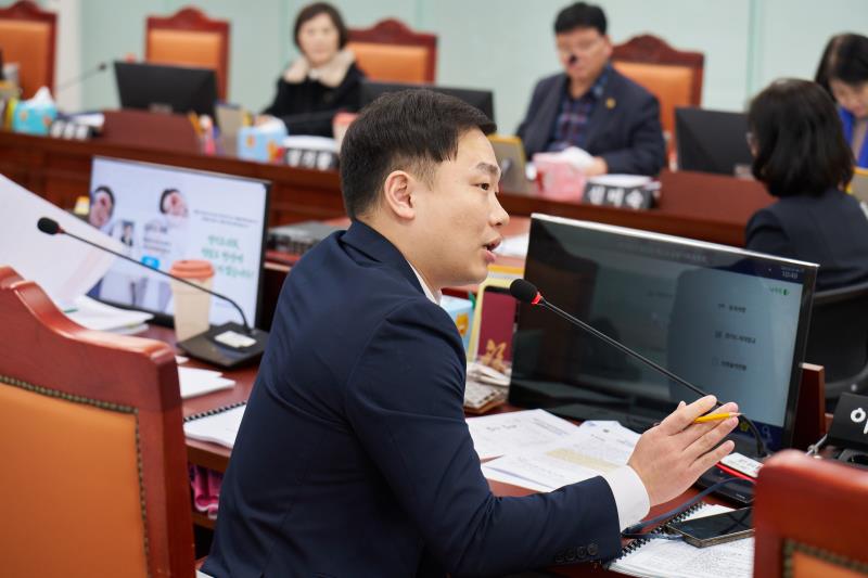 교육기획위원회 교육연구원 사장 후보자 인사청문회_3