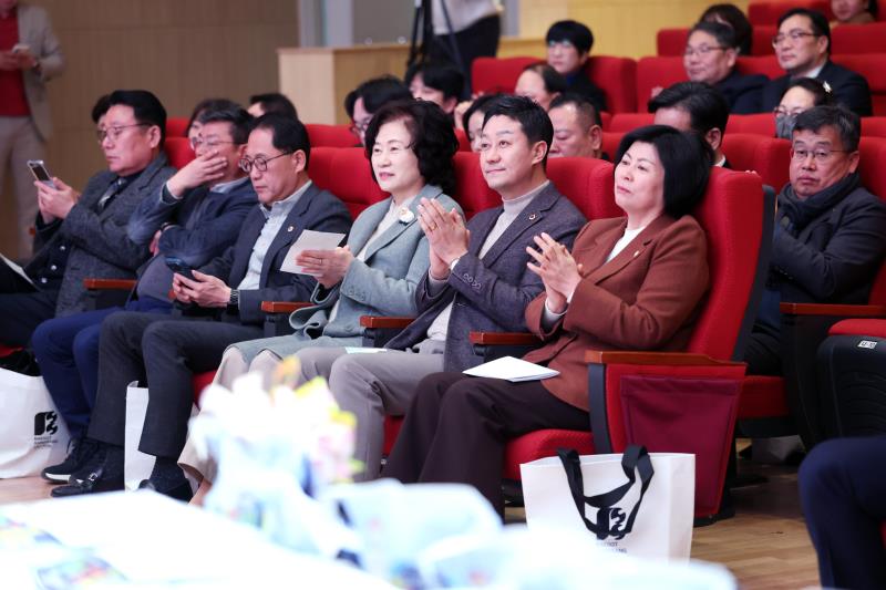 시흥시 주민자치위원회 협의회장 이취임식_8