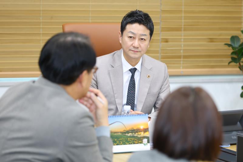 김진경의장 도청공무원 업무보고_9