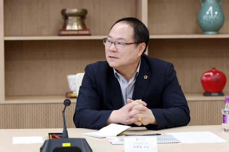 제11대 경기도의회 후반기 의정정책백서 제작 용역 중간보고회_5