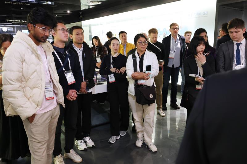 세계기자대회 외신기자단 경기도의회 견학 사진 7