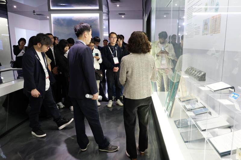 세계기자대회 외신기자단 경기도의회 견학 사진 8