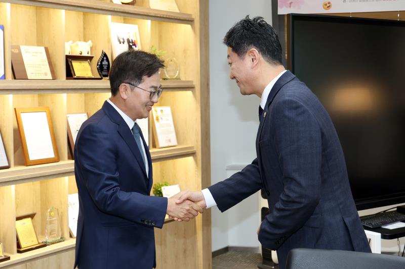 사진자료