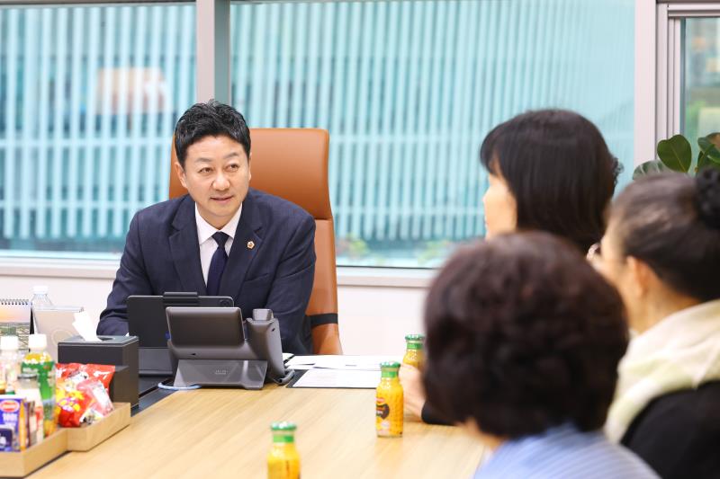 시흥시 사립유치원연합회 김진경의장 접견 및 경기도의회 방문_6