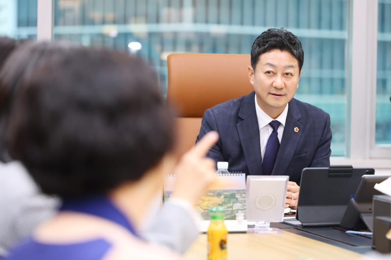 시흥시 사립유치원연합회 김진경의장 접견 및 경기도의회 방문_8