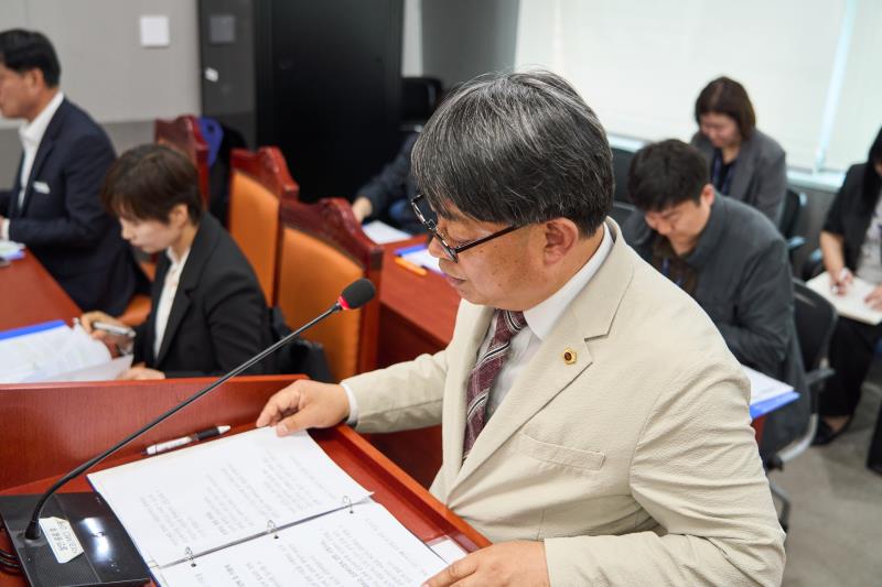 제389회 임시회 제1차 여성가족평생교육위원회_3