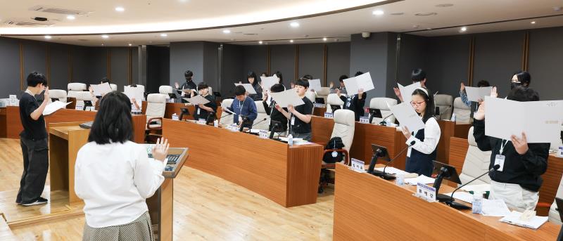 제2회 청소년의회교실 성남서초등학교 사진 4