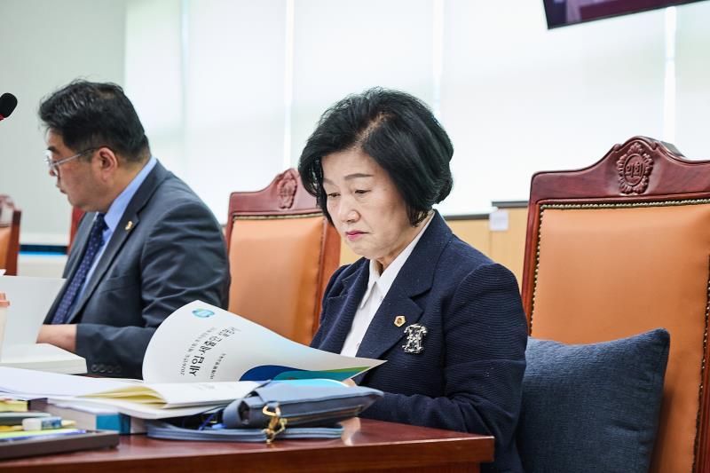 제389회 임시회 제2차 여성가족평생교육위원회_4