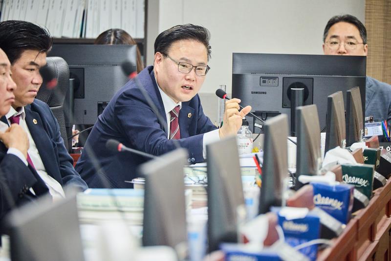 제389회 임시회 제1차 경기도청 예산결산특별위원회_3
