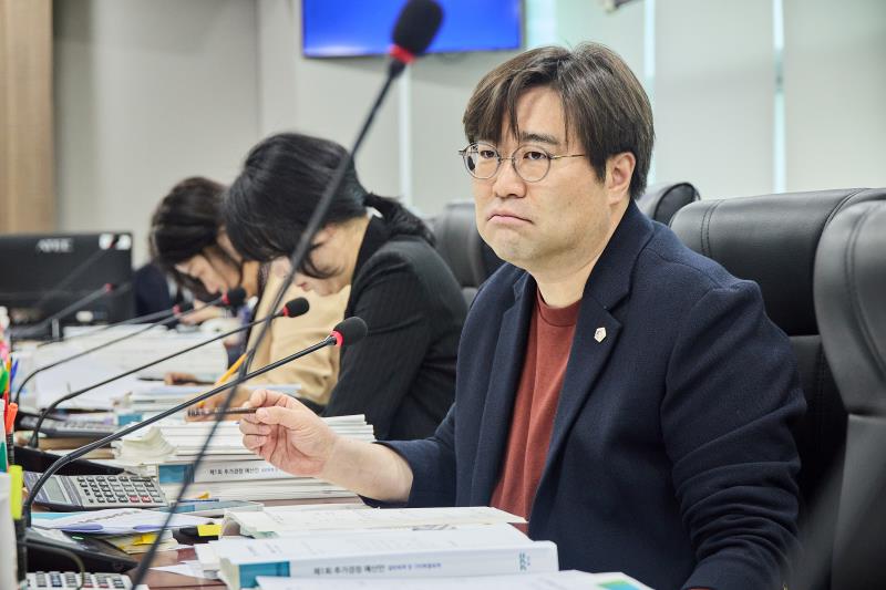 제389회 임시회 제2차 경기도청 예산결산특별위원회_8