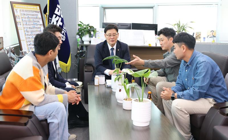 경기도의회 더불어민주당 최종현 대표 미래화훼청년포럼 정담회