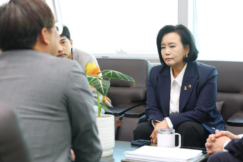 경기도의회 더불어민주당 최종현 대표 미래화훼청년포럼 정담회_6