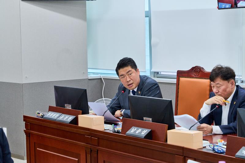 제389회 임시회 제1차 안전행정위원회_6