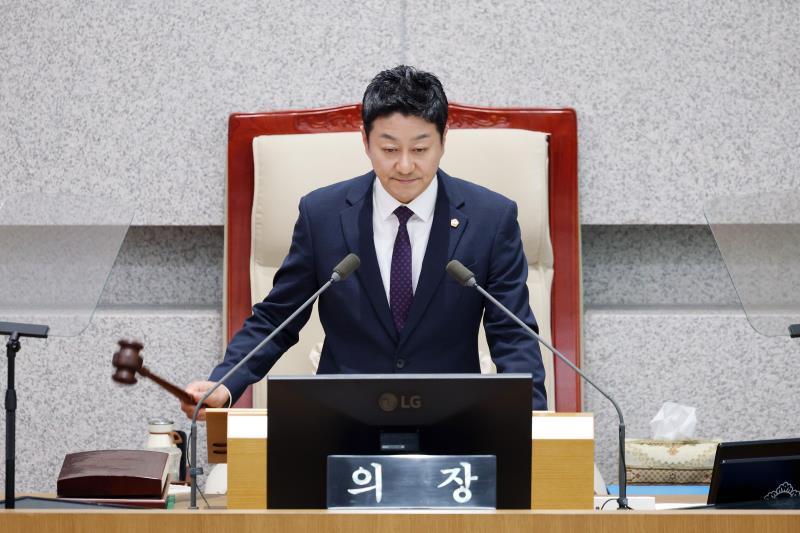 제390회 임시회 제1차 본회의_10