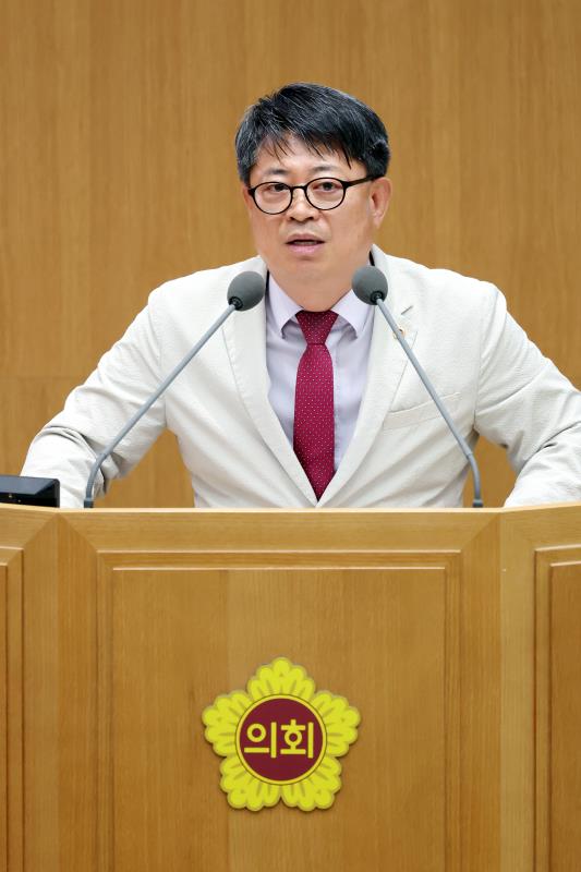 제390회 임시회 제1차 본회의_8