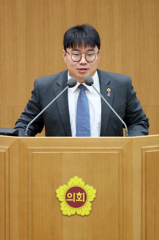 제390회 임시회 제1차 본회의_8