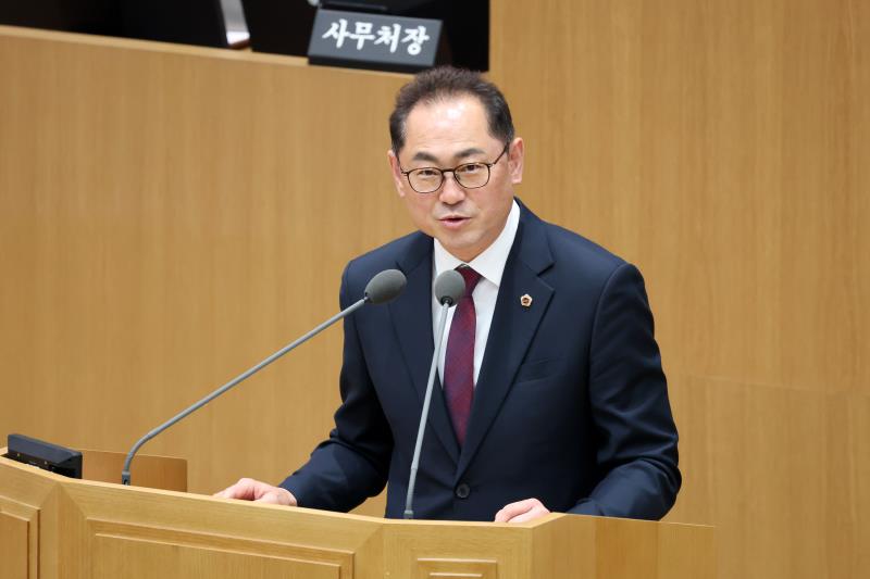 제390회 임시회 제1차 본회의_9