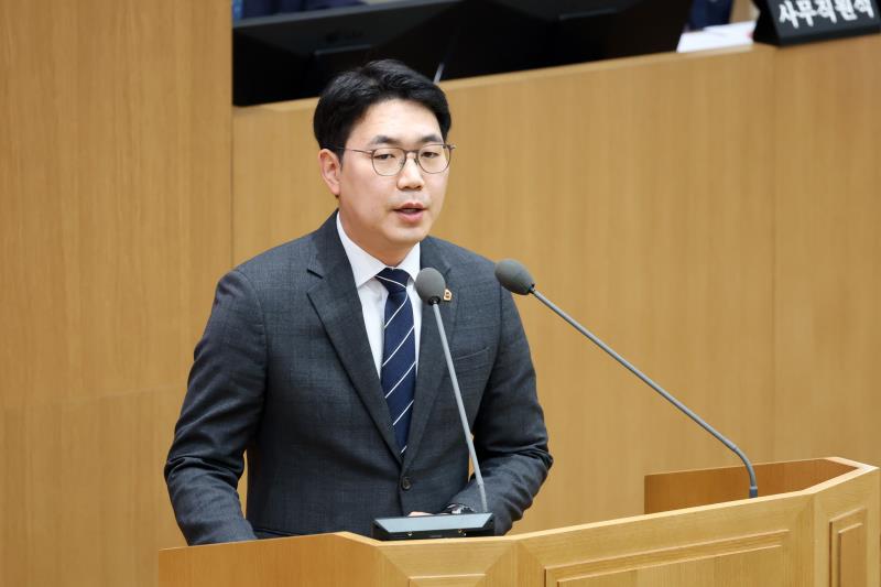 제390회 임시회 제1차 본회의_10