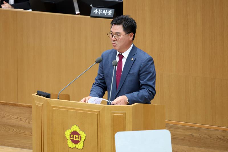 제390회 임시회 제1차 본회의_10