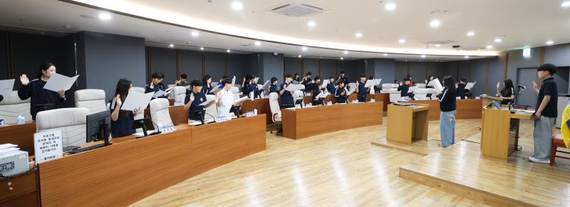제9회 청소년 의회교실 티엘비유글로벌 학교 사진 4