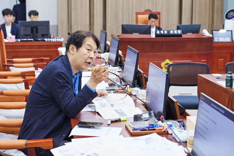 제391회 정례회 제1차 안전행정위원회_3