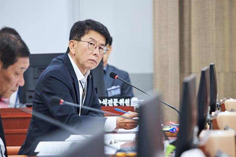 제391회 정례회 제1차 안전행정위원회_4