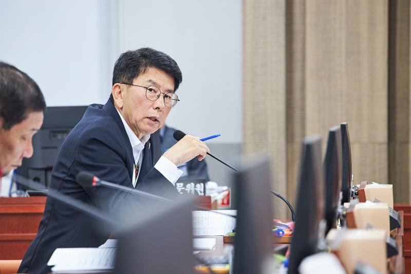 제391회 정례회 제1차 안전행정위원회_5