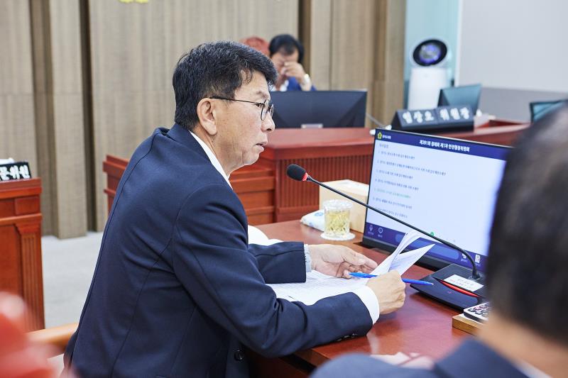 제391회 정례회 제1차 안전행정위원회_9