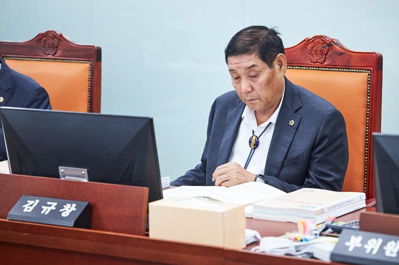 제391회 정례회 제1차 안전행정위원회_3
