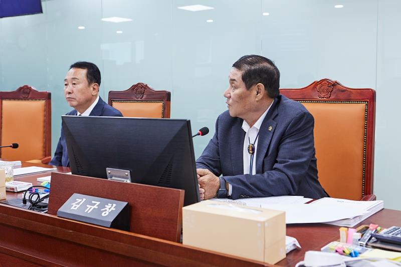 제391회 정례회 제1차 안전행정위원회_4