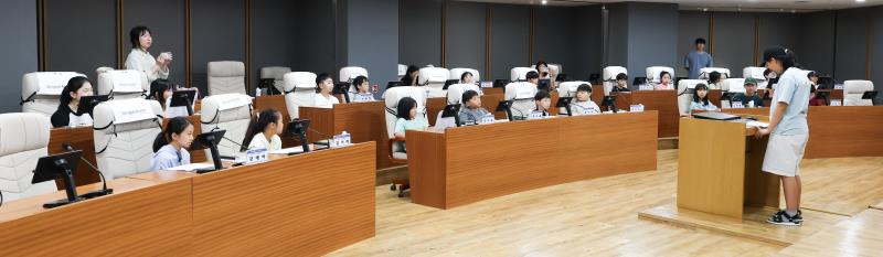제19회 청소년의회교실 모의 의회 사진 3