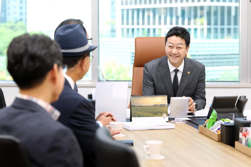 경기도중고차딜러협회 면담 및 감사패 수여식_8
