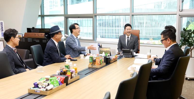 경기도중고차딜러협회 면담 및 감사패 수여식_10