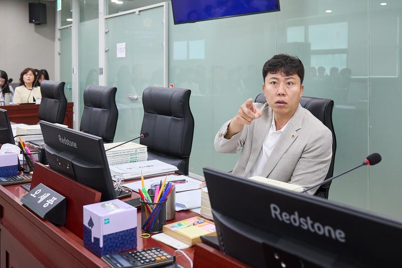 제391회 정례회 제2차 경기도교육청 예산결산특별위원회_3