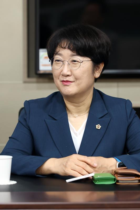 경기도의회 12대 전반기 의장단 및 더불어민주당 안광률 대표의원 언론사 방문_9