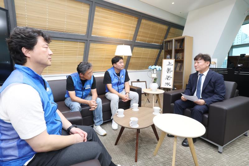 남종섭의장 경기도공무원노동조합 임원진 접견_3