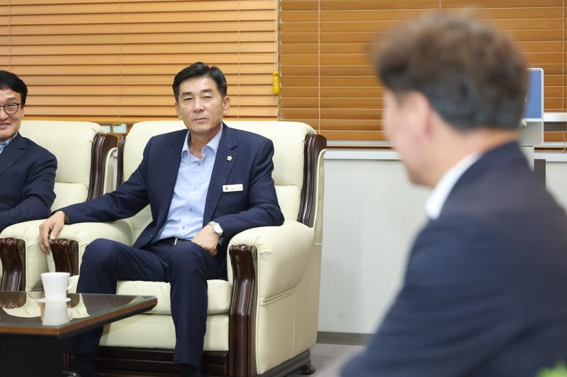 남종섭의장 용인 교육환경 개선 관련 차담회_7