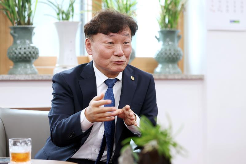 제주특별자치도의회 송영훈 의장 면담_10