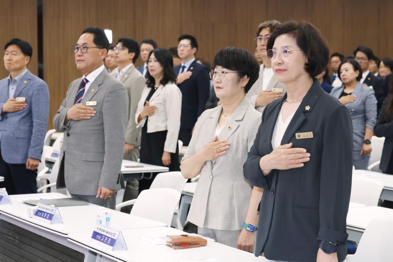 경기도의회 더불어민주당 의원총회_8
